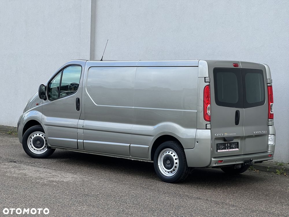 Opel Vivaro LONG - 3