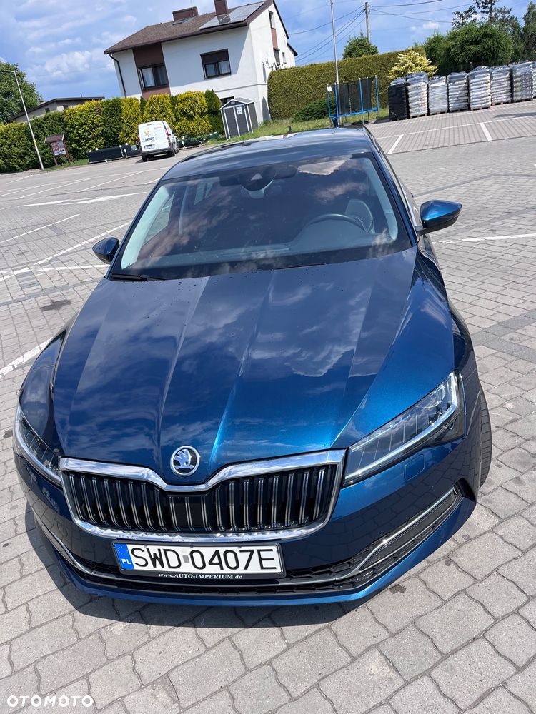 Skoda Superb 2.0 TDI DSG Premium Edition - 1
