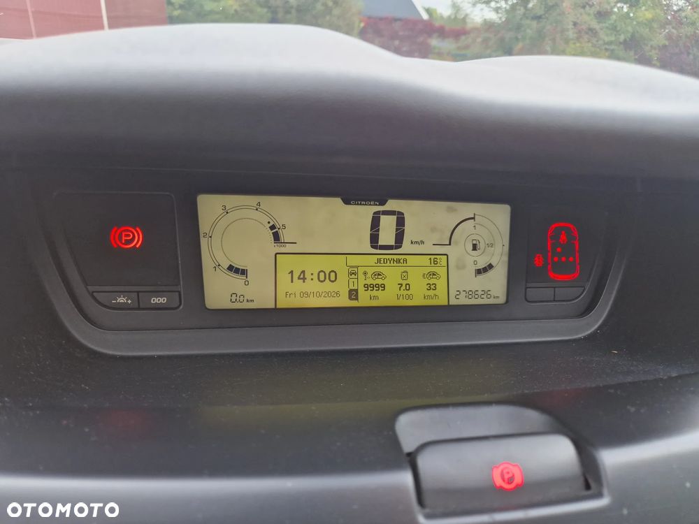 Citroën C4 Picasso - 10