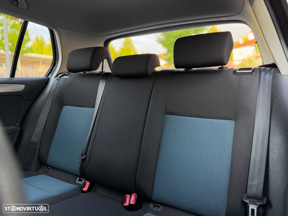 VW Golf 1.6 TDi Edition - 10