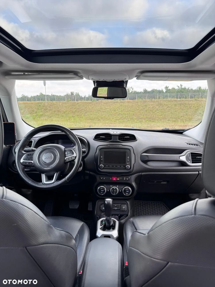 Jeep Renegade - 15