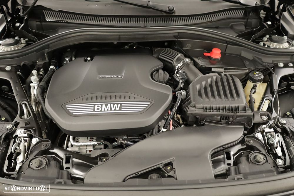 BMW 116 d Pack Desportivo M Auto - 24