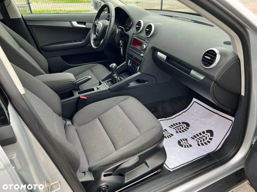 Audi A3 Sportback 1.4 TFSI Ambition - 9