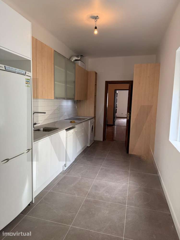 Arrenda apartamento T3 (4 assoalhadas), com muito cachet, em Campo de - Grande imagem: 4/23