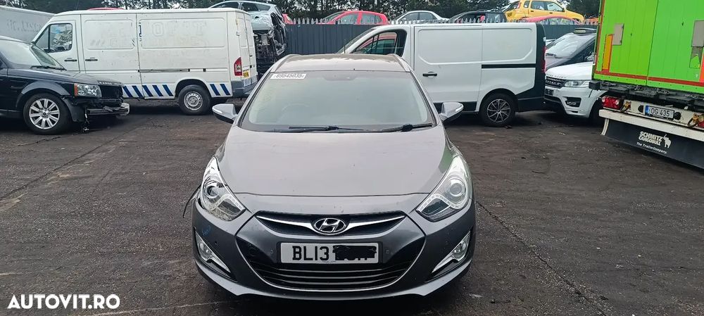 Dezmembrari / Dezmembrez Hyundai i40 1.7 D4FD cutie viteze manuală 6 trepte cod culoare TITANIUM SILVER - 1