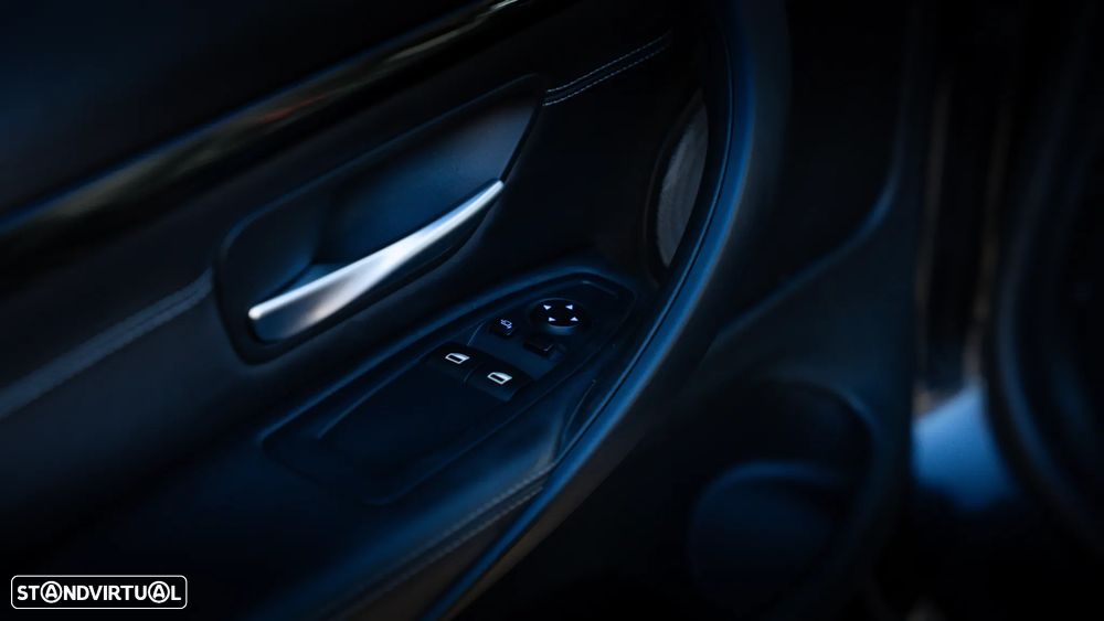 BMW M4 Coupe DKG Competition - 24