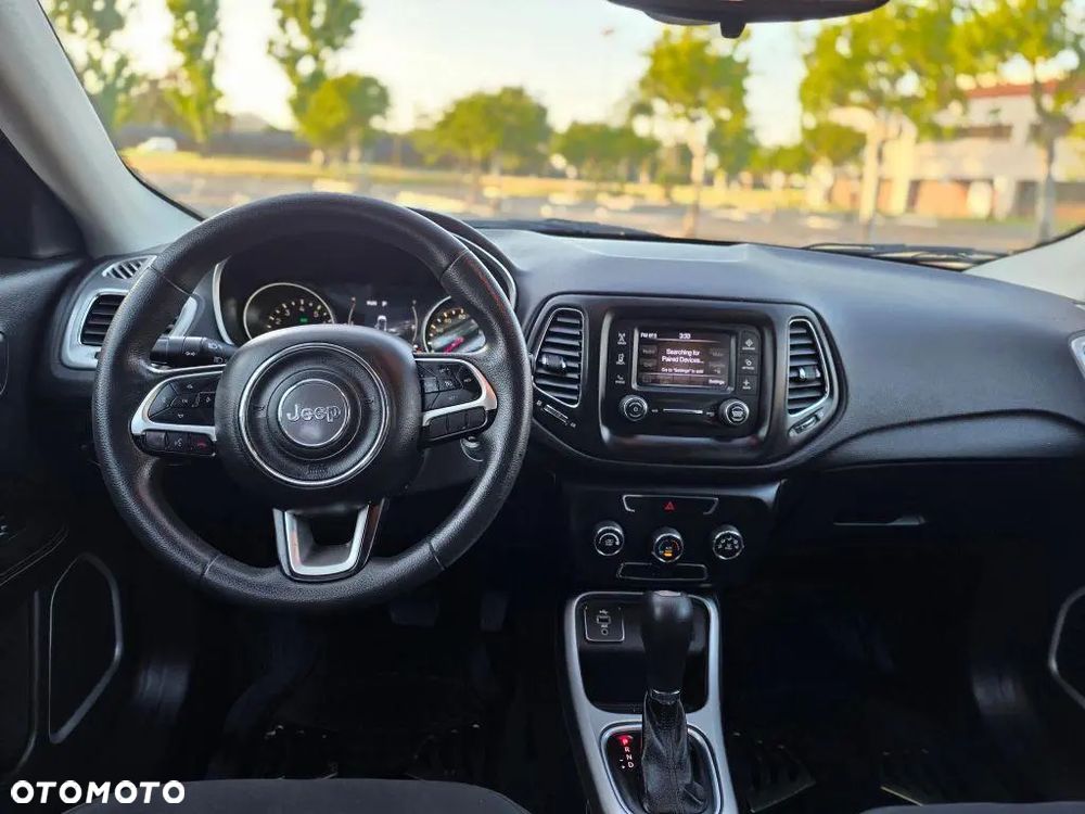 Jeep Compass - 14