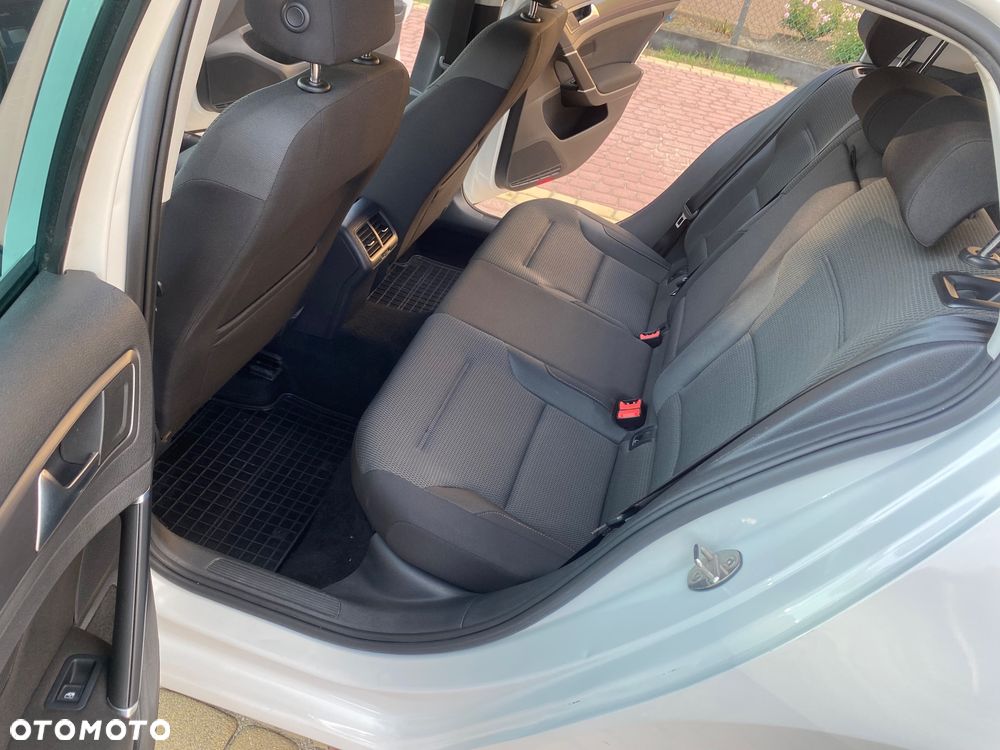 Volkswagen Golf 1.6 TDI BMT Highline - 19