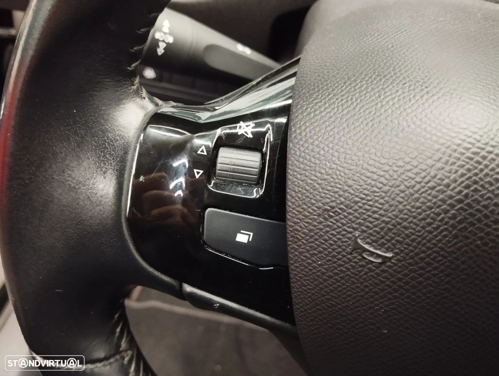 Peugeot 308 1.5 BlueHDi Allure - 20