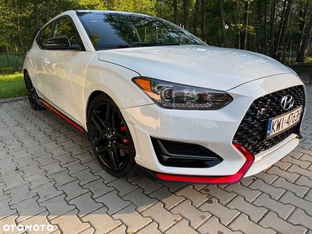 Hyundai Veloster - 1