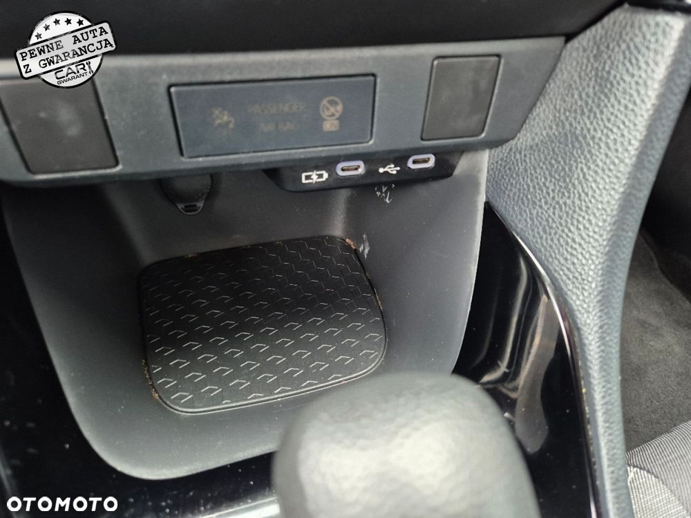 Toyota Yaris - 24