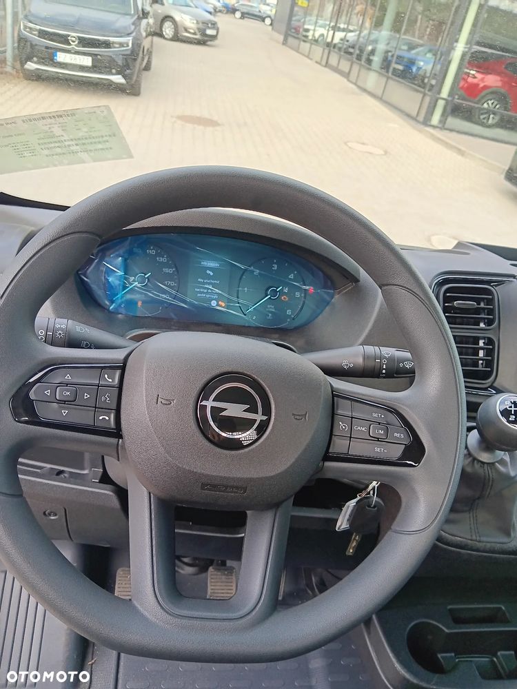 Opel Movano Załogowe ze skrzynią fabryczną - 7