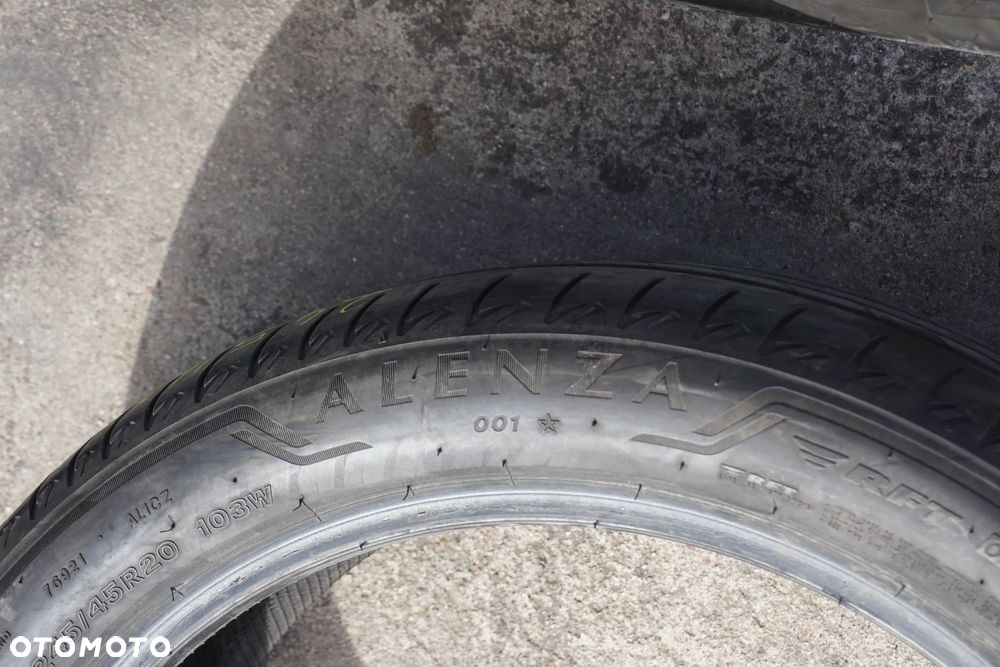 Bridgestone Alenza 245 45 20 - 8
