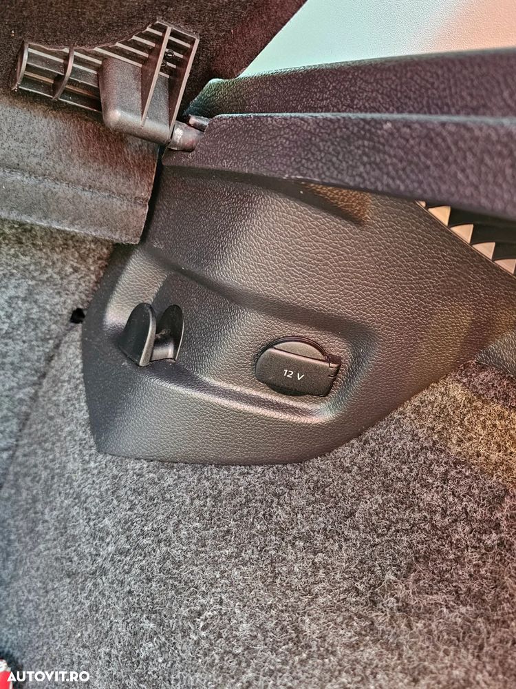 Volkswagen Golf 1.4 TSI DSG Highline - 19