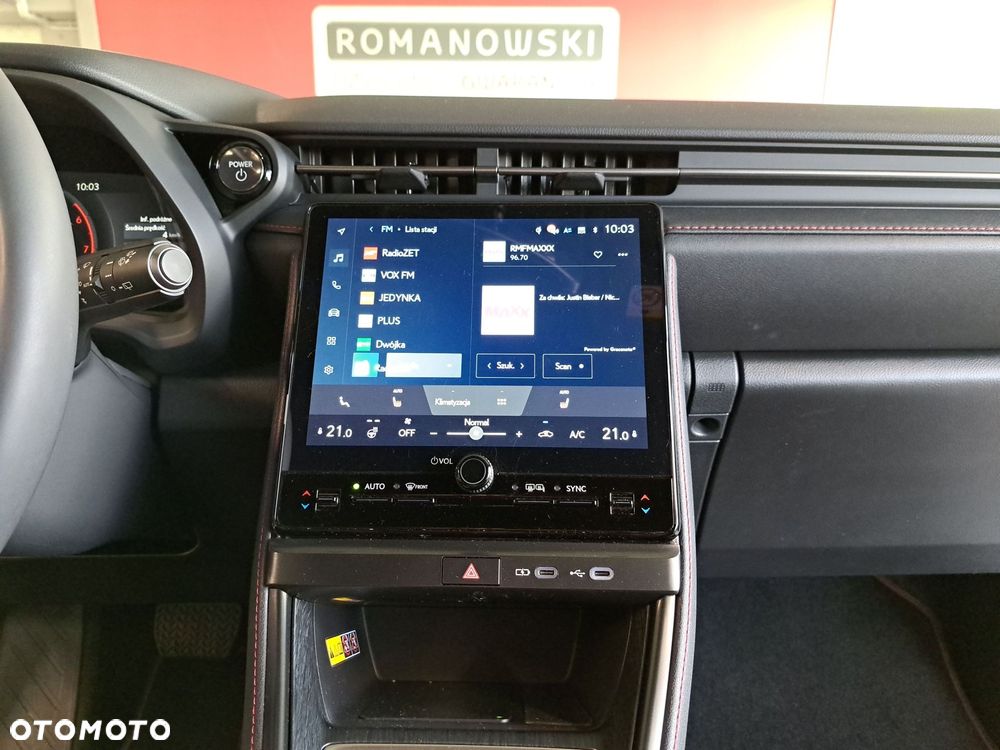 Lexus LBX 1.5 Hybrid Emotion - 21
