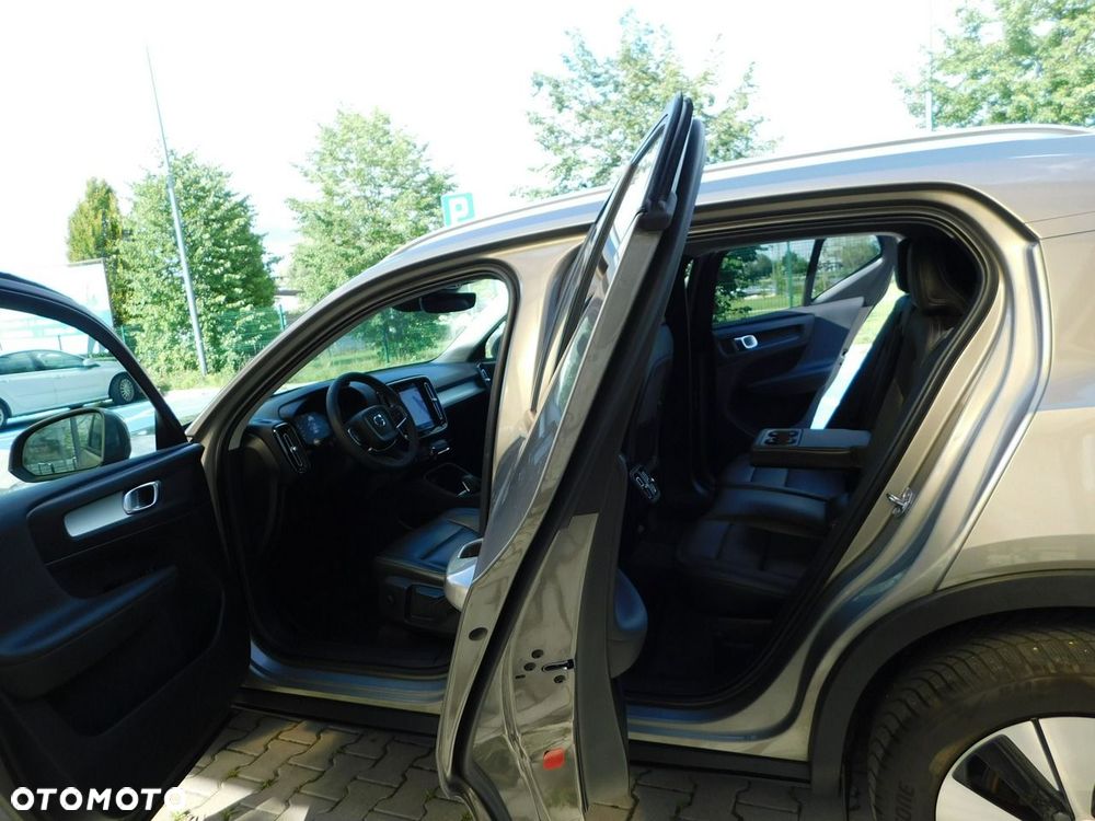 Volvo XC 40 D3 Momentum Pro - 12