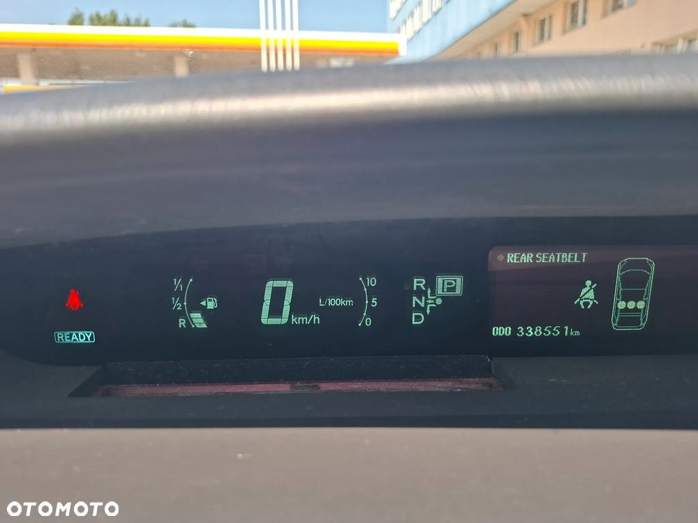 Toyota Prius - 13