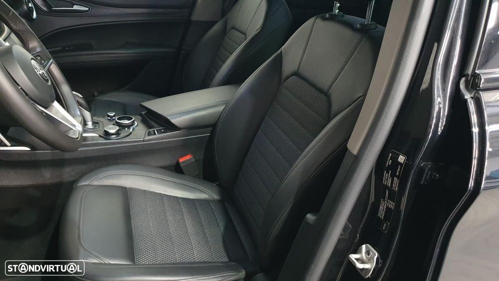 Alfa Romeo Stelvio 2.2 D Super AT8 Q4 - 29