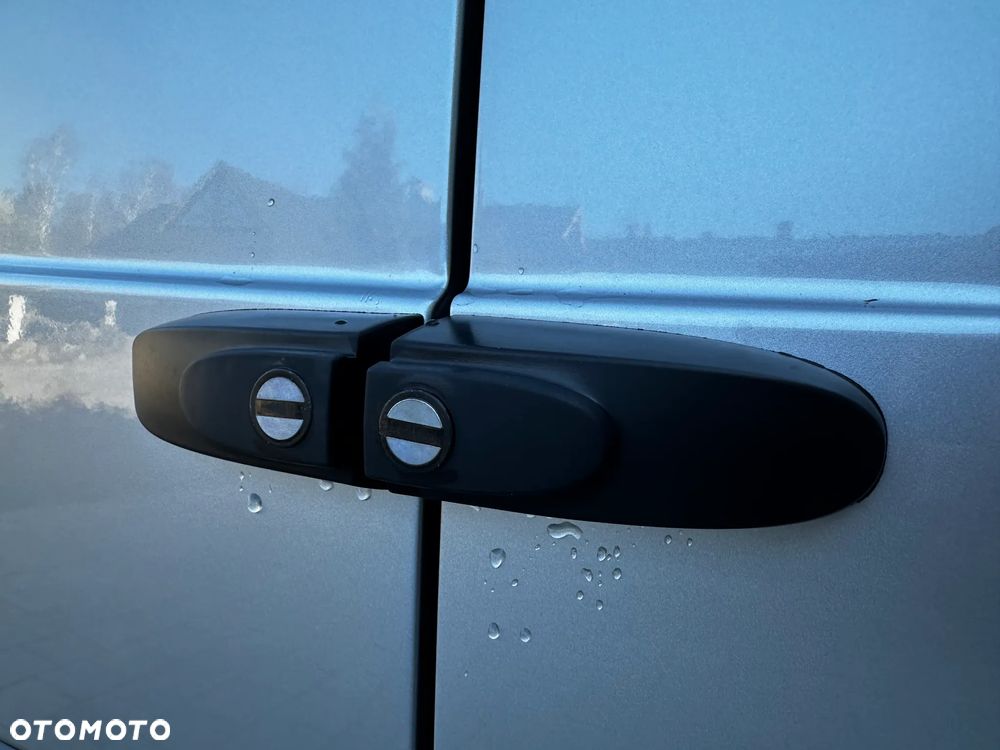 Mercedes-Benz Vito - 31