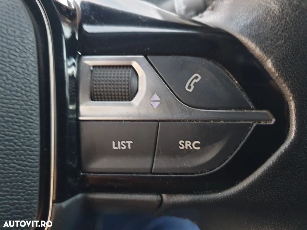 Peugeot 2008 1.5 BlueHDI FAP Active - 30