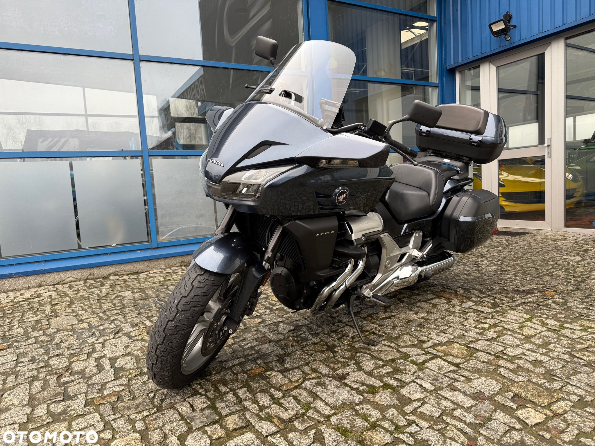 Honda CTX - 8