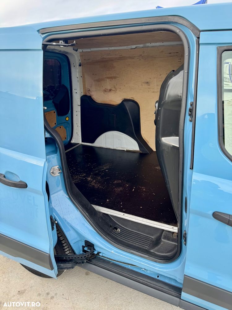Ford Transit Connect - 7