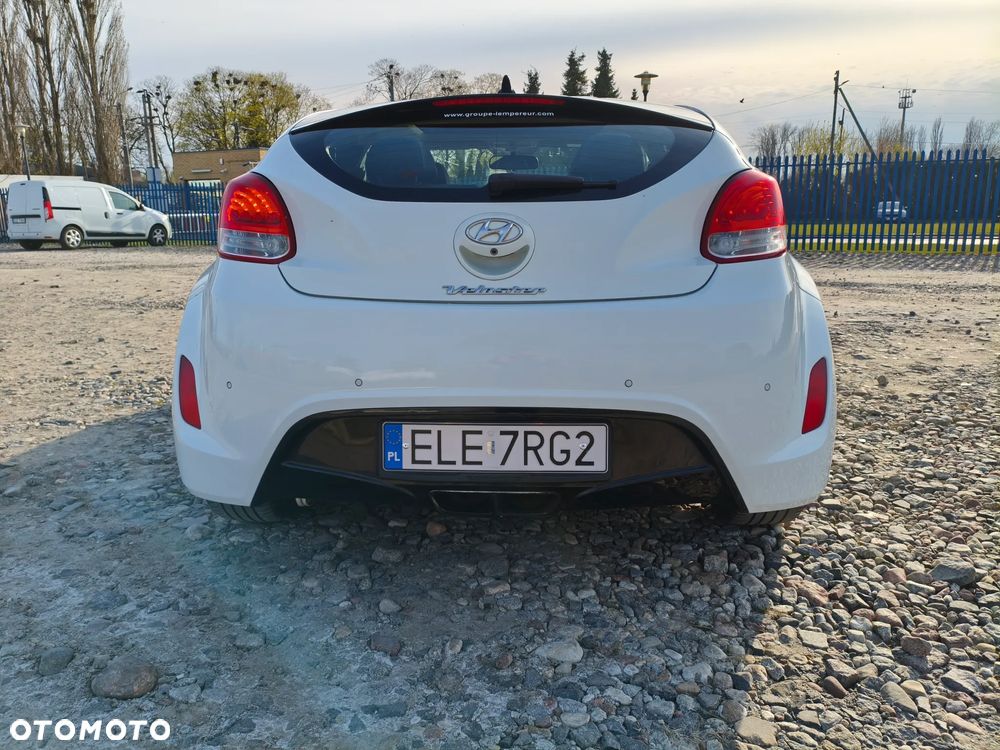 Hyundai Veloster 1.6 Premium - 5
