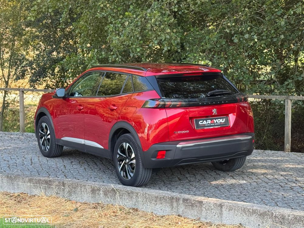 Peugeot e-2008 50 kWh Allure - 4