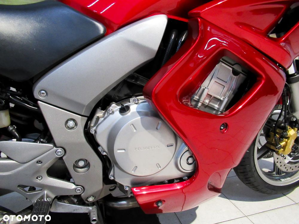 Honda CBF - 18