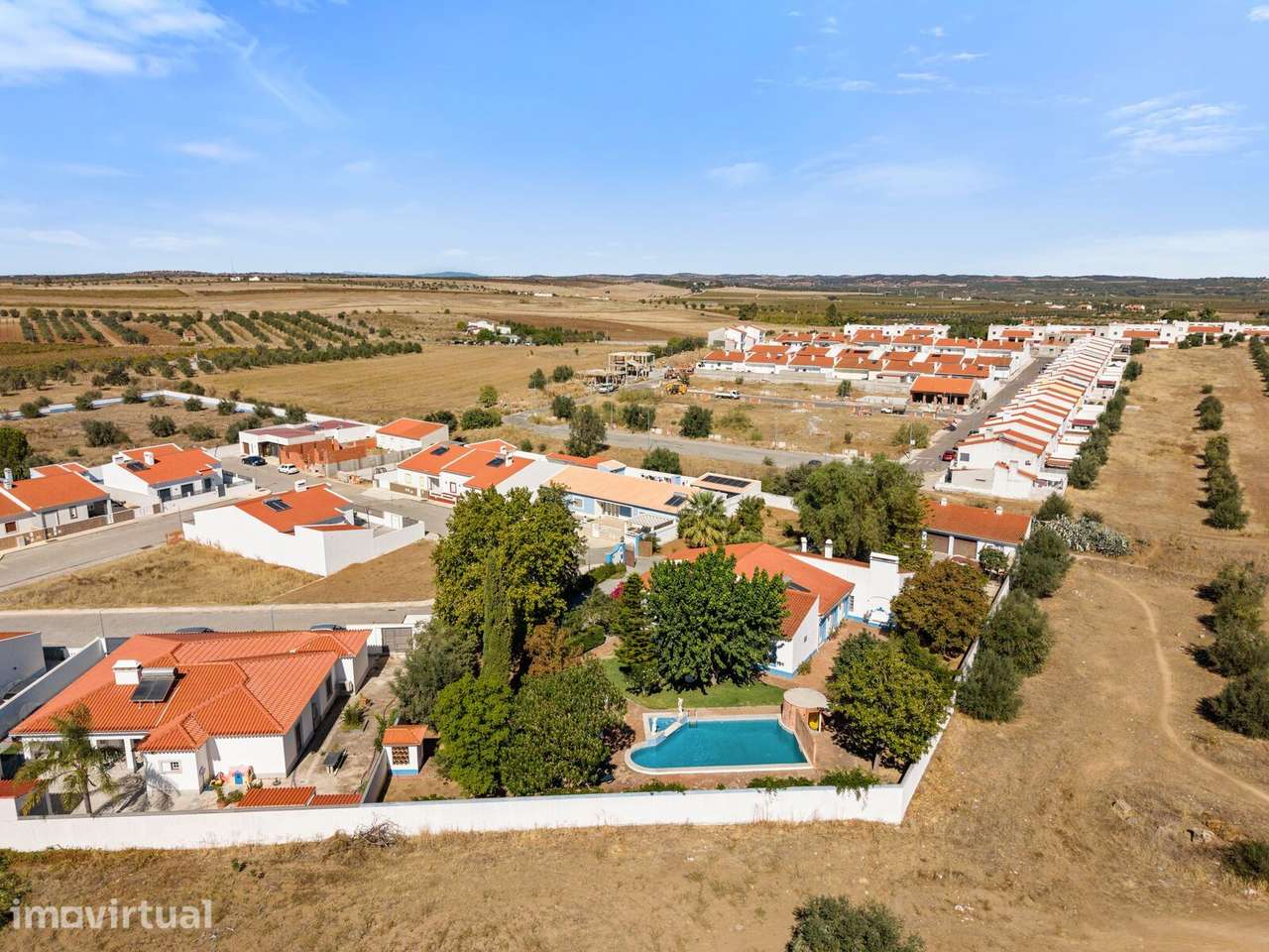 Moradia Isolada T5 com piscina, Reguengos de Monsaraz - Grande imagem: 2/33