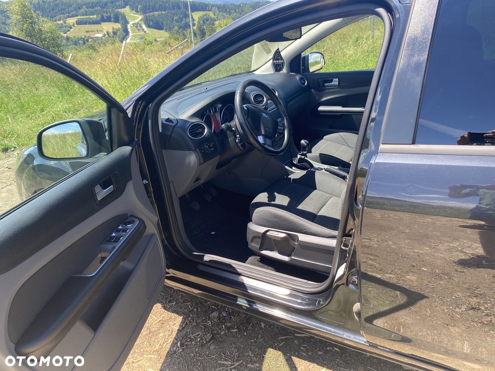 Ford Focus - 14