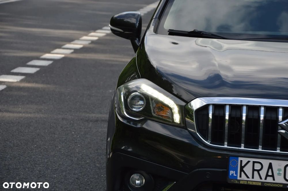 Suzuki SX4 S-Cross 1.4 T Premium - 31