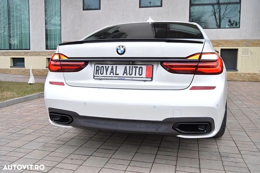 BMW Seria 7 - 13