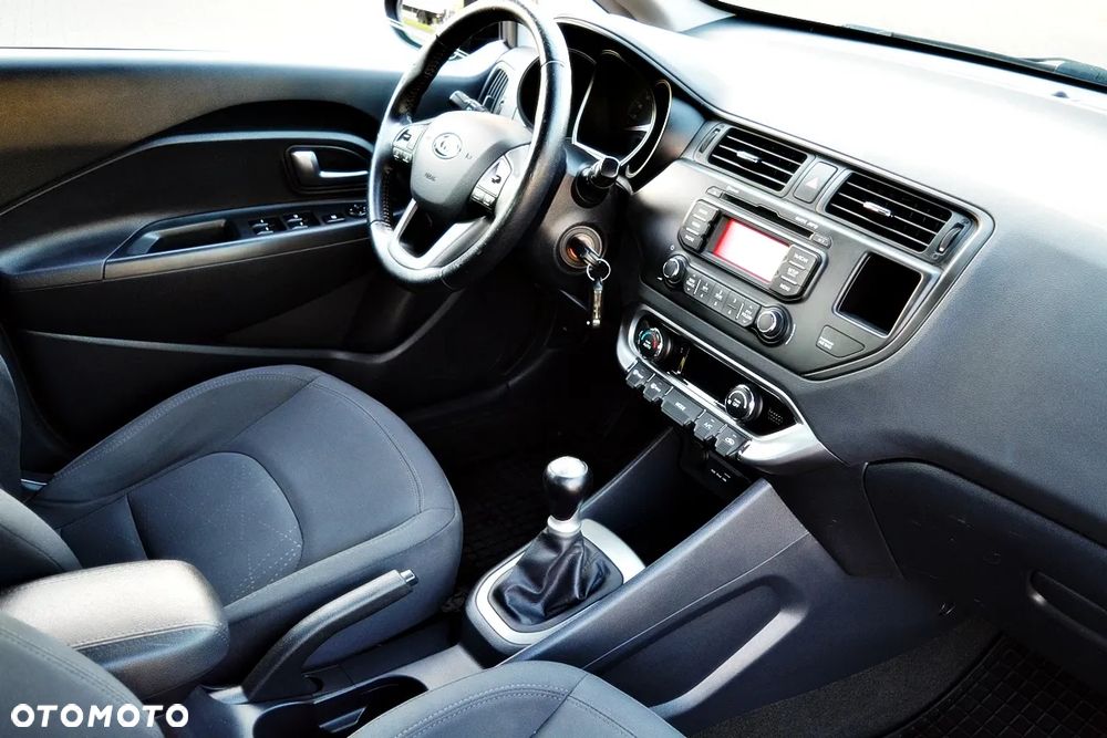 Kia Rio 1.2 Edition 7 - 5