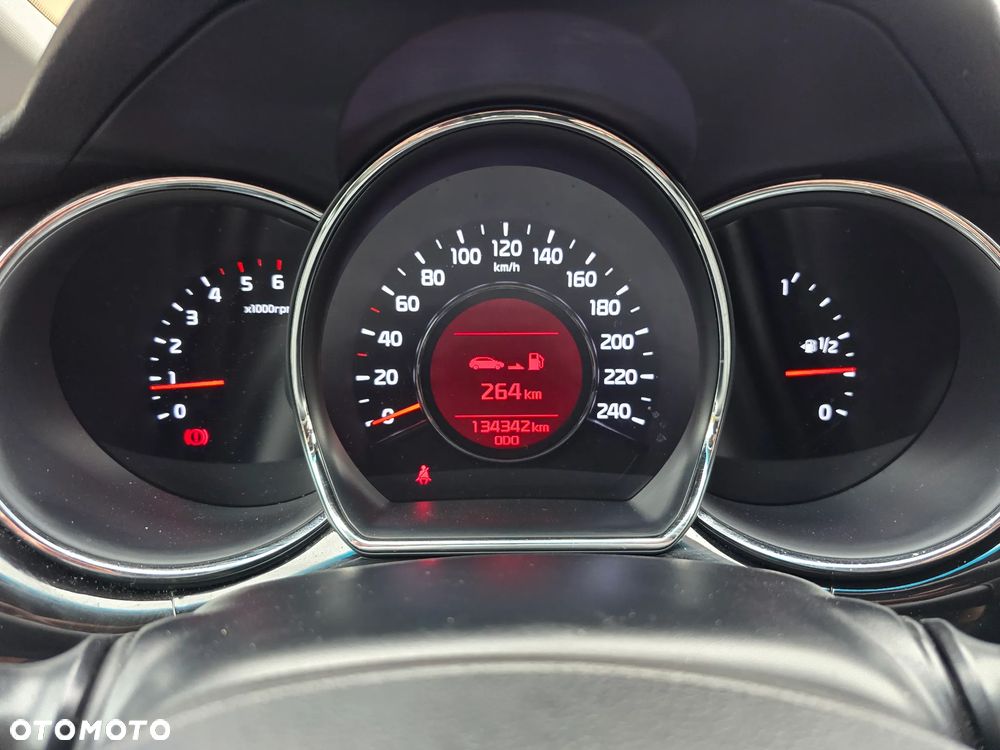 Kia Ceed 1.6 CRDi 128 Dream Team Edition - 28