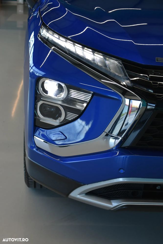 Mitsubishi Eclipse-Cross Plug-In Hybrid 4WD Top - 23