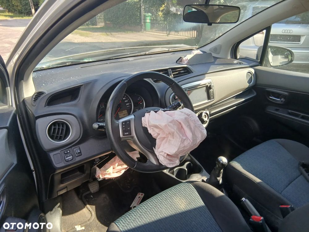 Toyota Yaris 1.0 VVT-i Y20 Club - 5