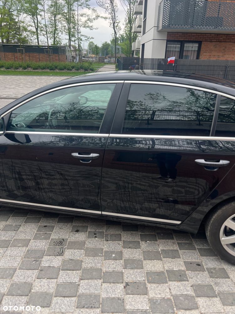 Volkswagen Passat 2.0 TDI DPF Comfortline - 9