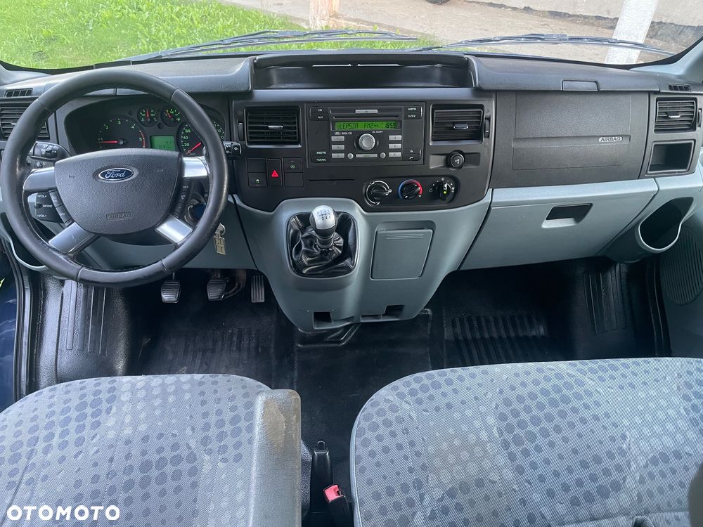 Ford Transit - 6