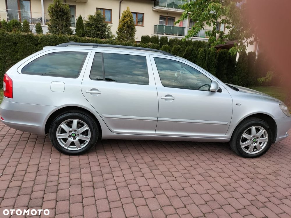 Skoda Octavia 1.8 TSI 4x4 L&K - 8