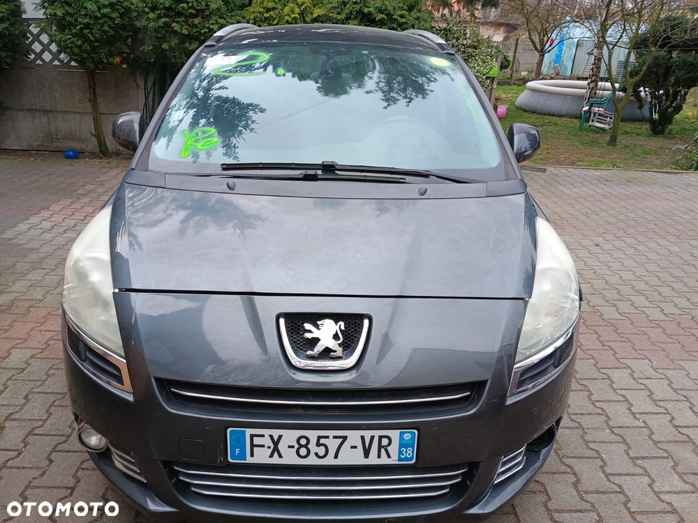 Peugeot 5008 - 3