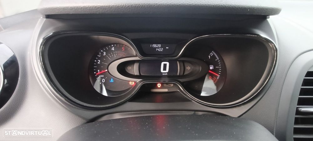 Renault Captur 1.5 dCi Exclusive - 13