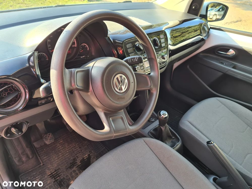 Volkswagen up! - 5