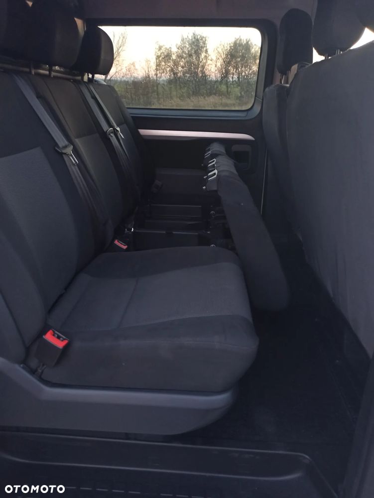 Opel Vivaro - 24