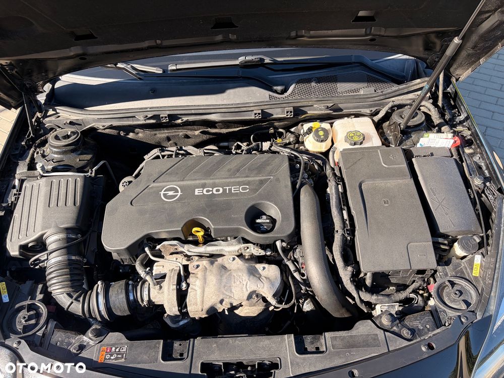 Opel Insignia CT 2.0 CDTI Exclusive S&S - 21