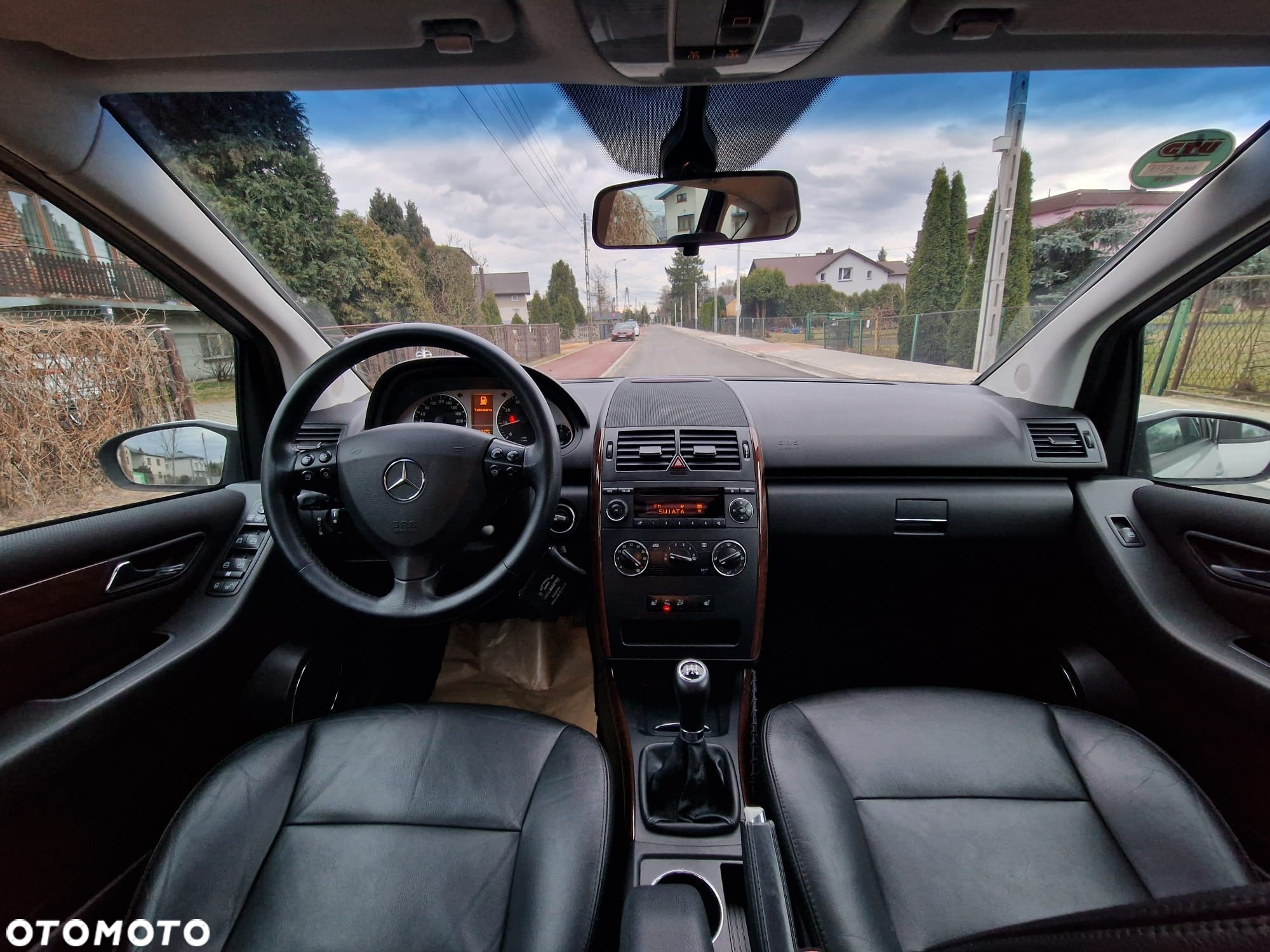 Mercedes-Benz Klasa A 180 BlueEFFICIENCY Elegance Special Edition - 15