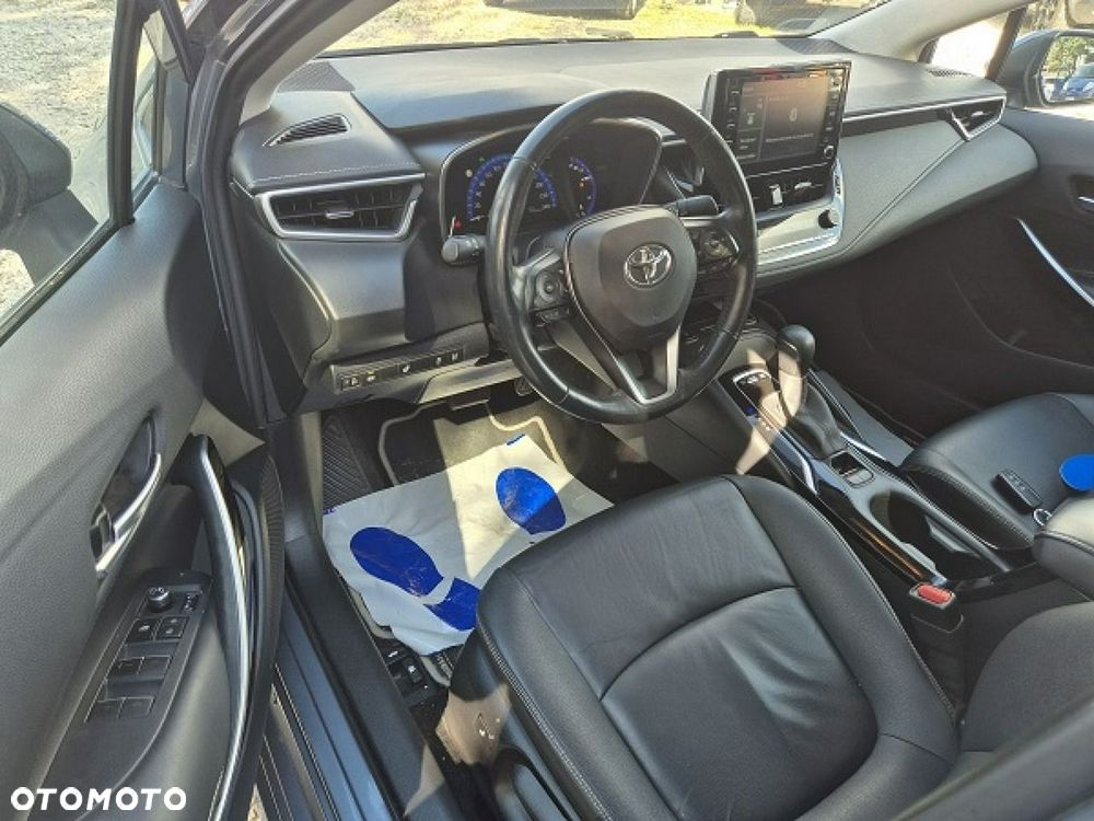 Toyota Corolla - 21