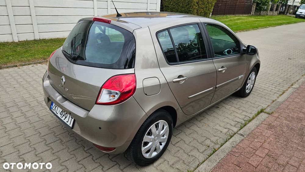 Renault Clio 1.2 16V Expression - 4