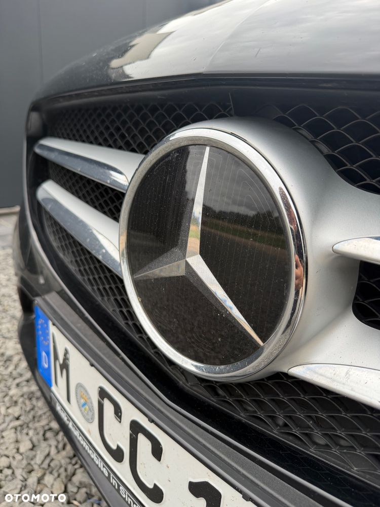 Mercedes-Benz Klasa C 220 d 4Matic 9G-TRONIC Avantgarde - 22