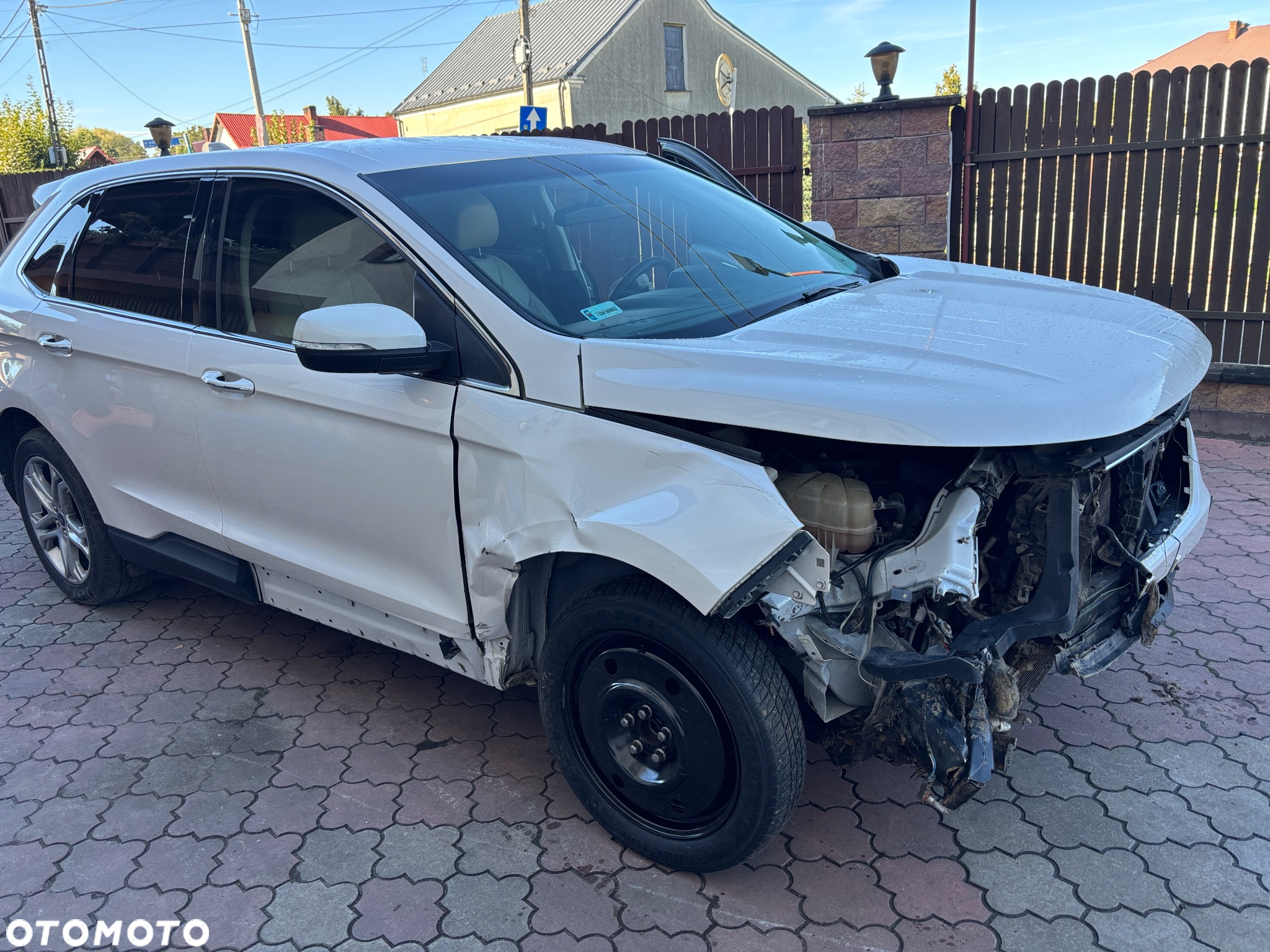 Ford Edge - 2